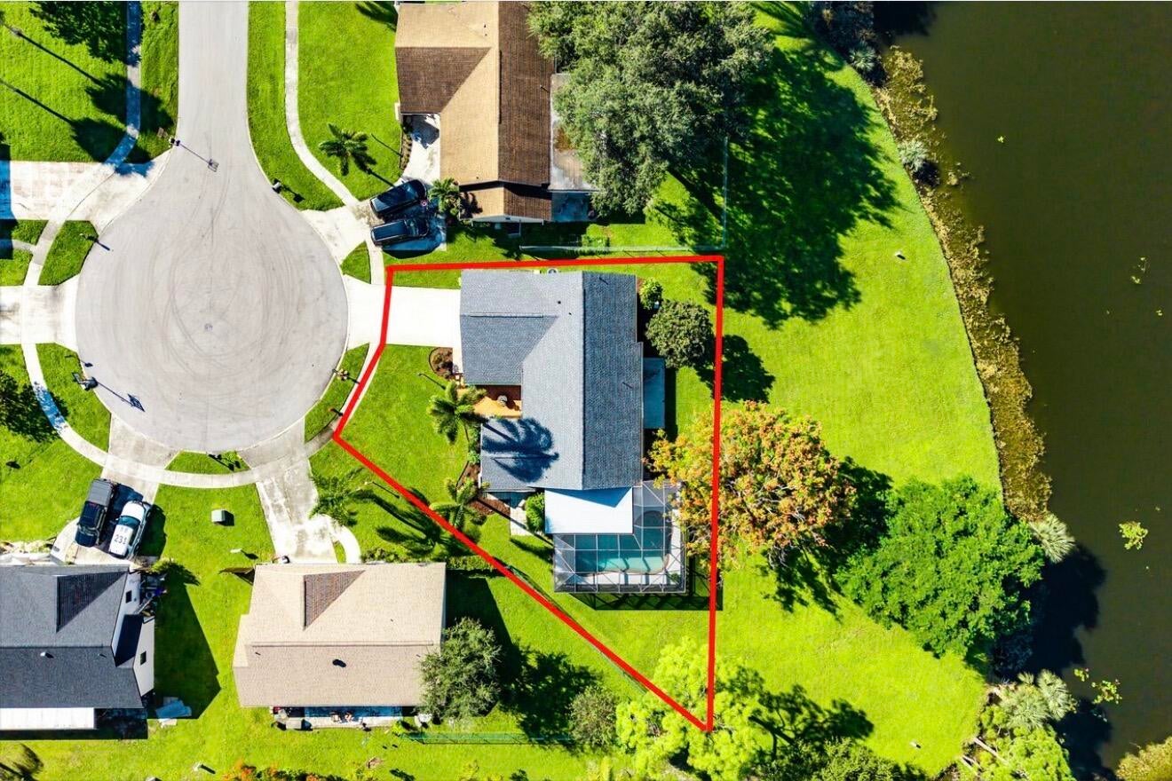 5527 Adair Way
