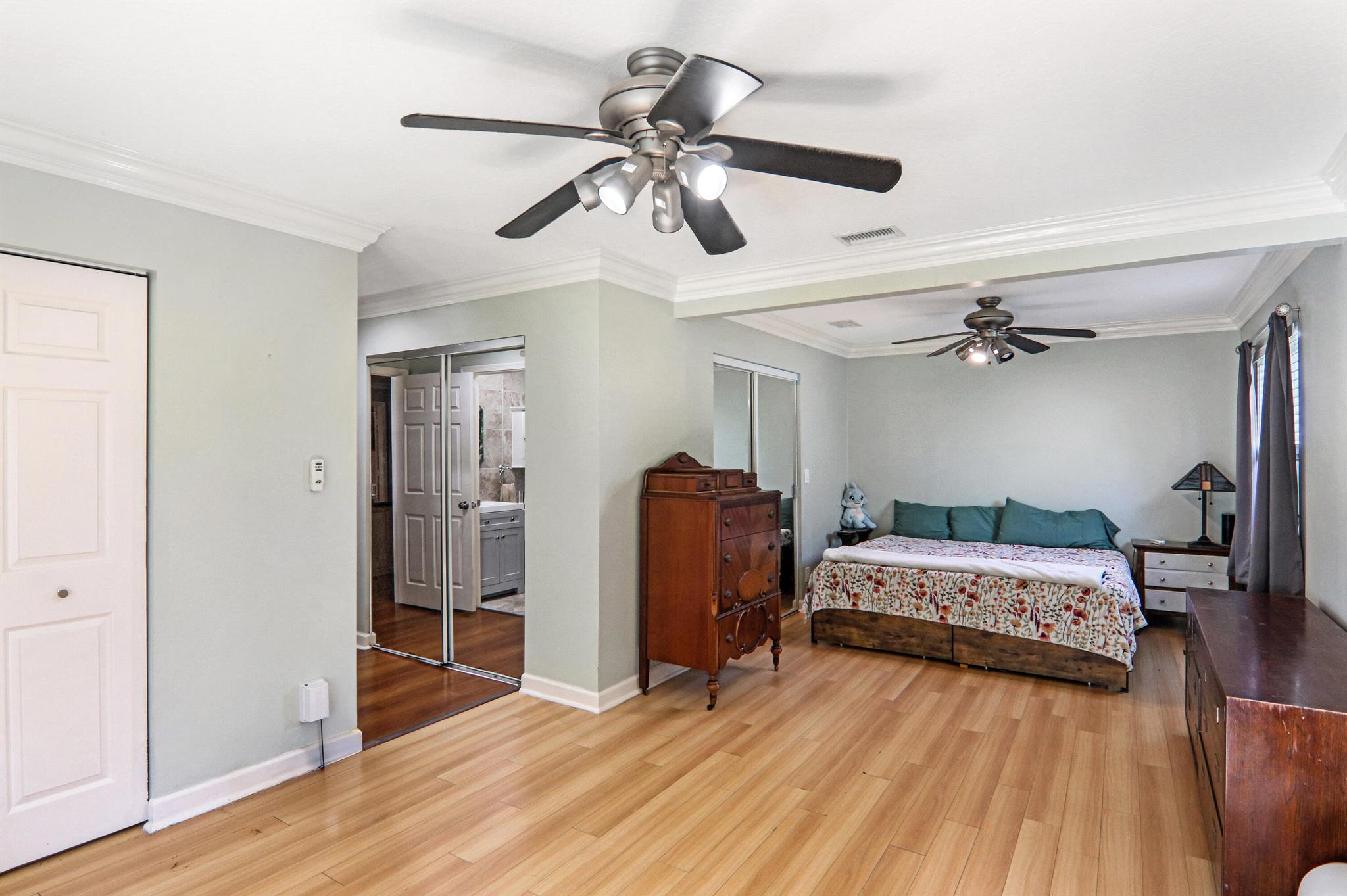 LEE ESTATES 4 - Residential