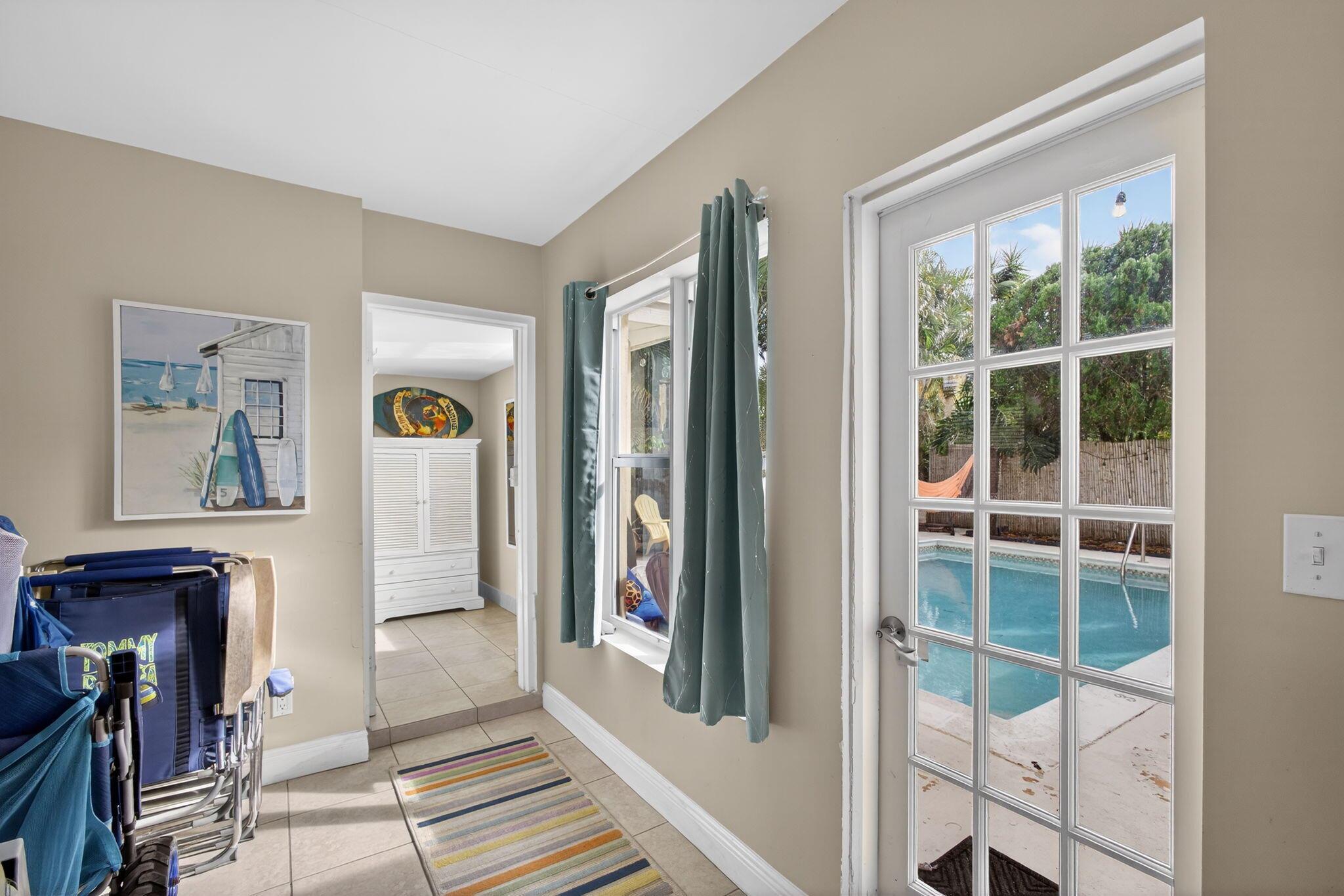 GUARINO FRANK T TRAILER P - Residential