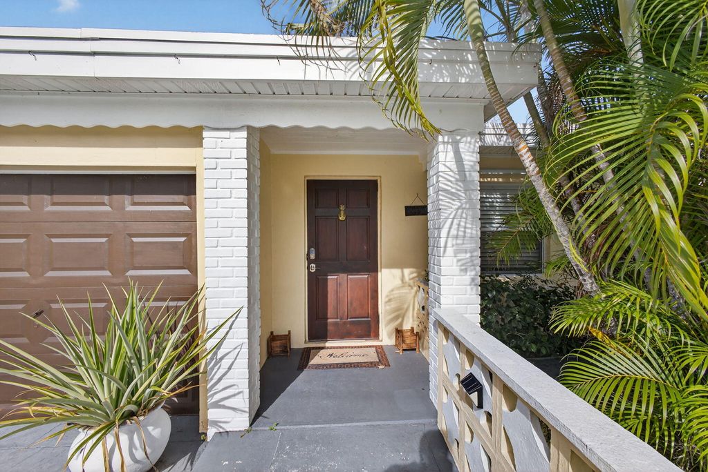 Photo of 1901 Redbank Road, North Palm Beach, FL 33408 (MLS # R11148237)