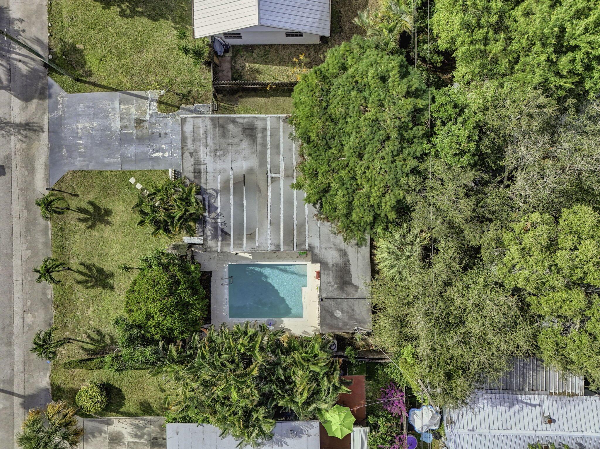 GUARINO FRANK T TRAILER P - Residential