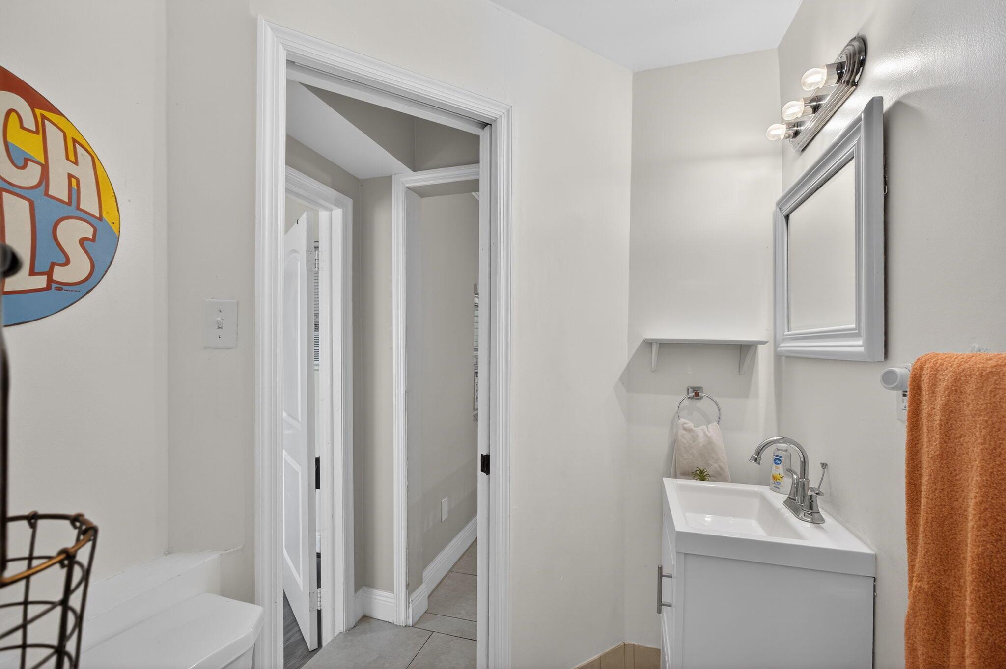 GUARINO FRANK T TRAILER P - Residential