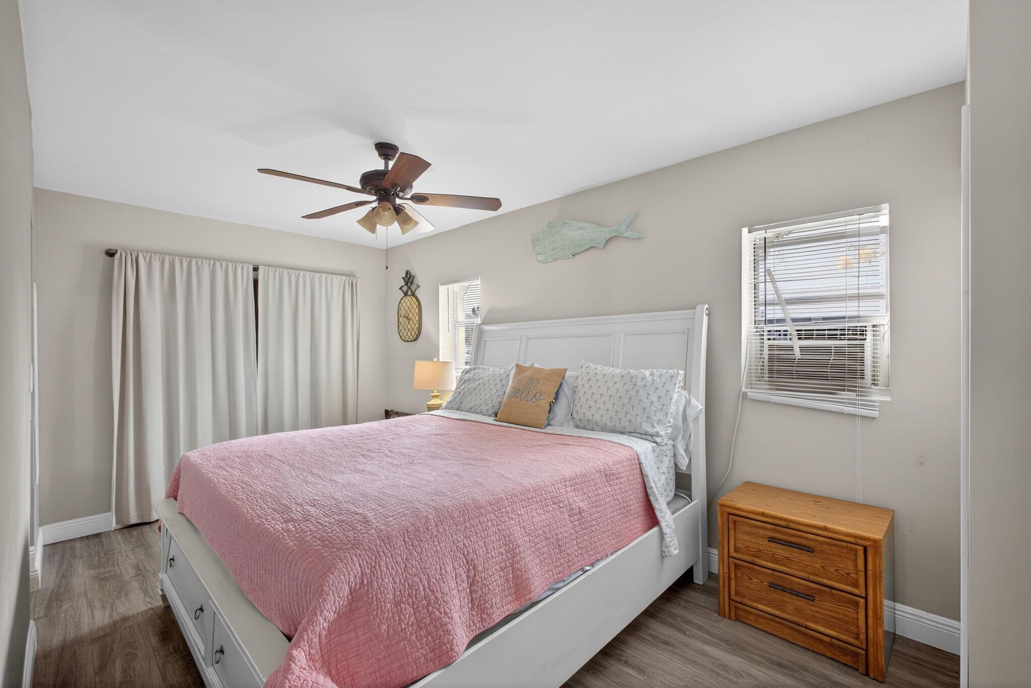 GUARINO FRANK T TRAILER P - Residential