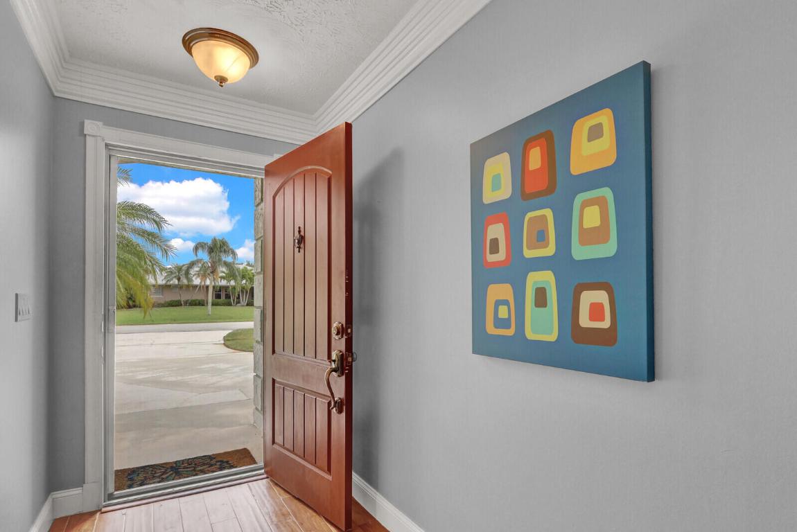 3035 SE Glasgow Drive