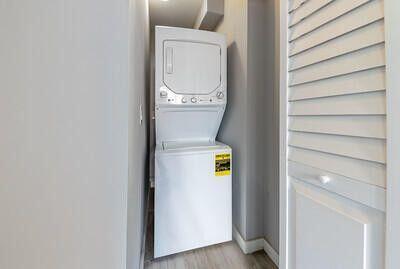 KINGS POINT FLANDERS COND - Residential Lease