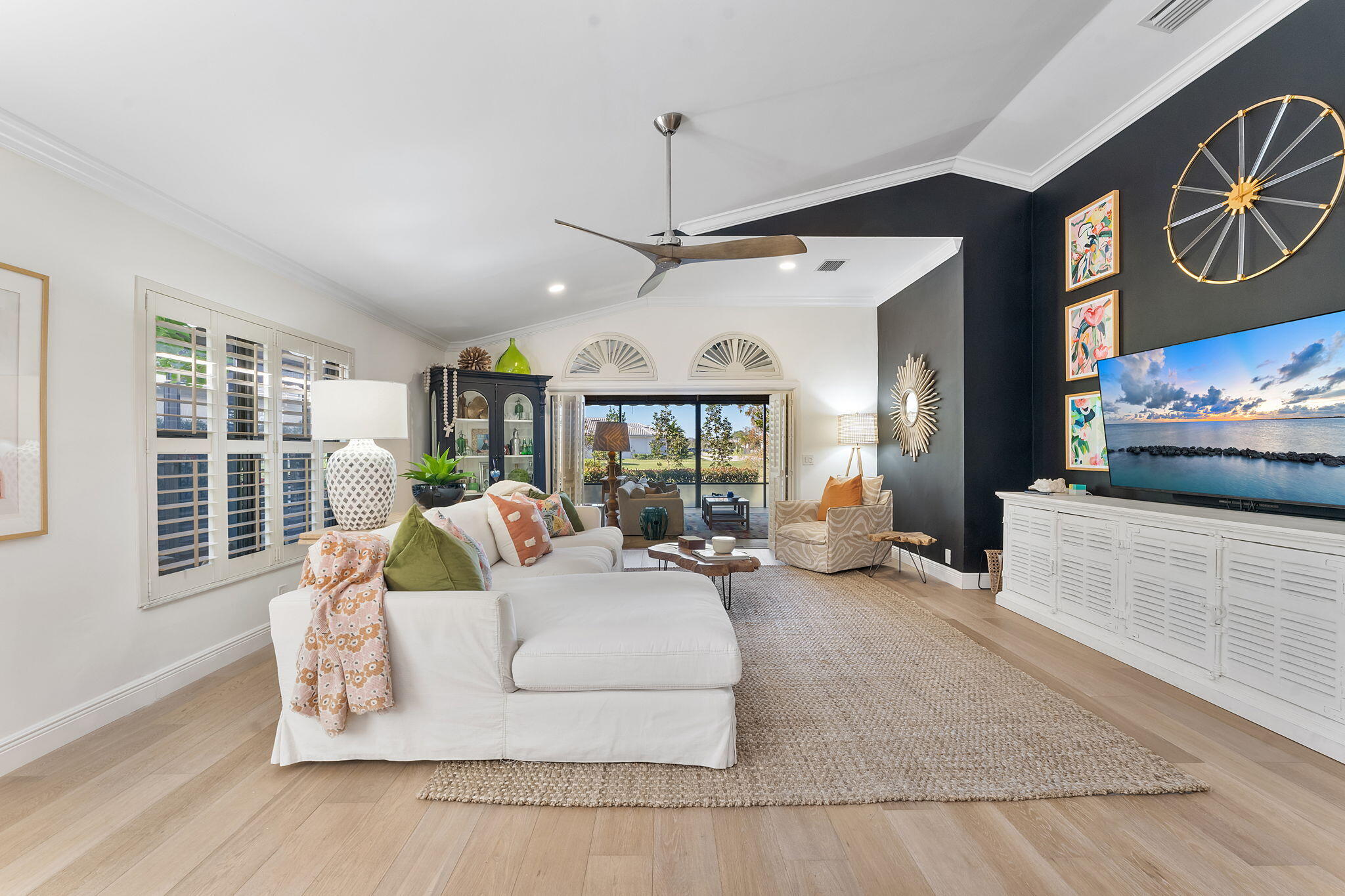 SHERWOOD FOREST - Residential