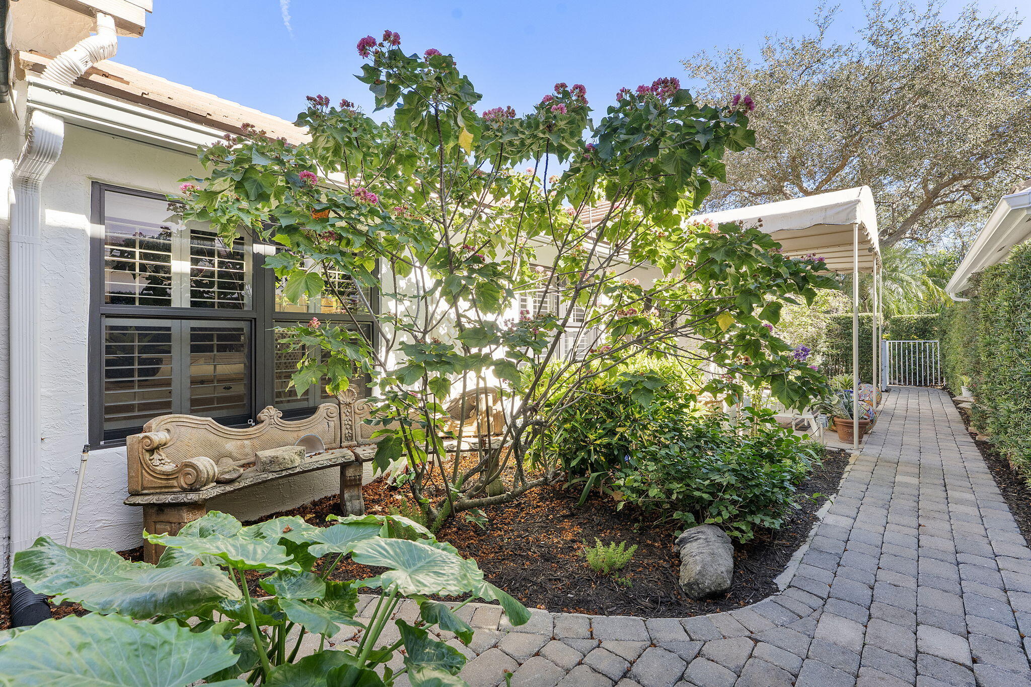 SHERWOOD FOREST - Residential