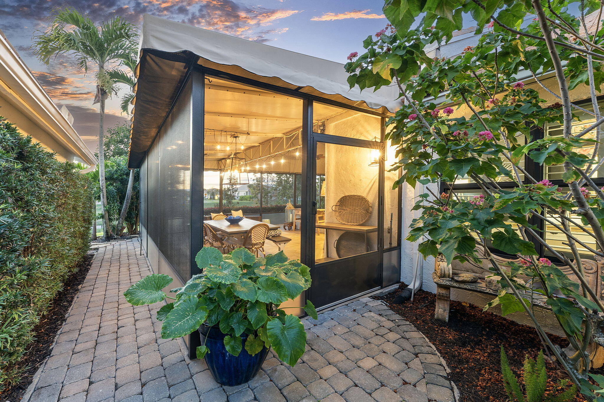 SHERWOOD FOREST - Residential