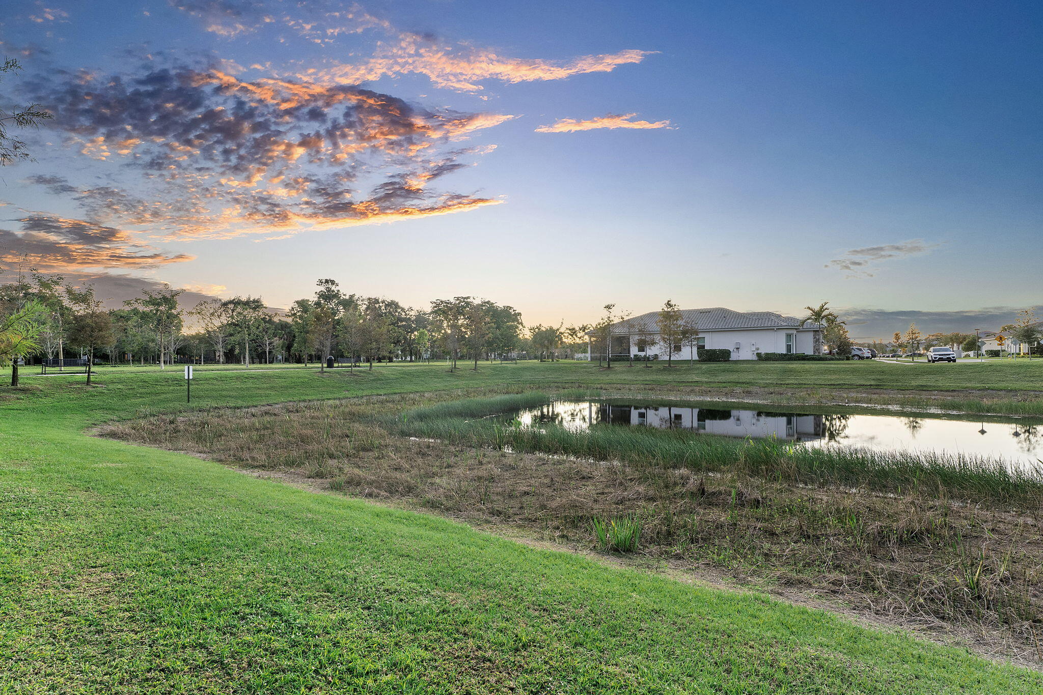 SHERWOOD FOREST - Residential