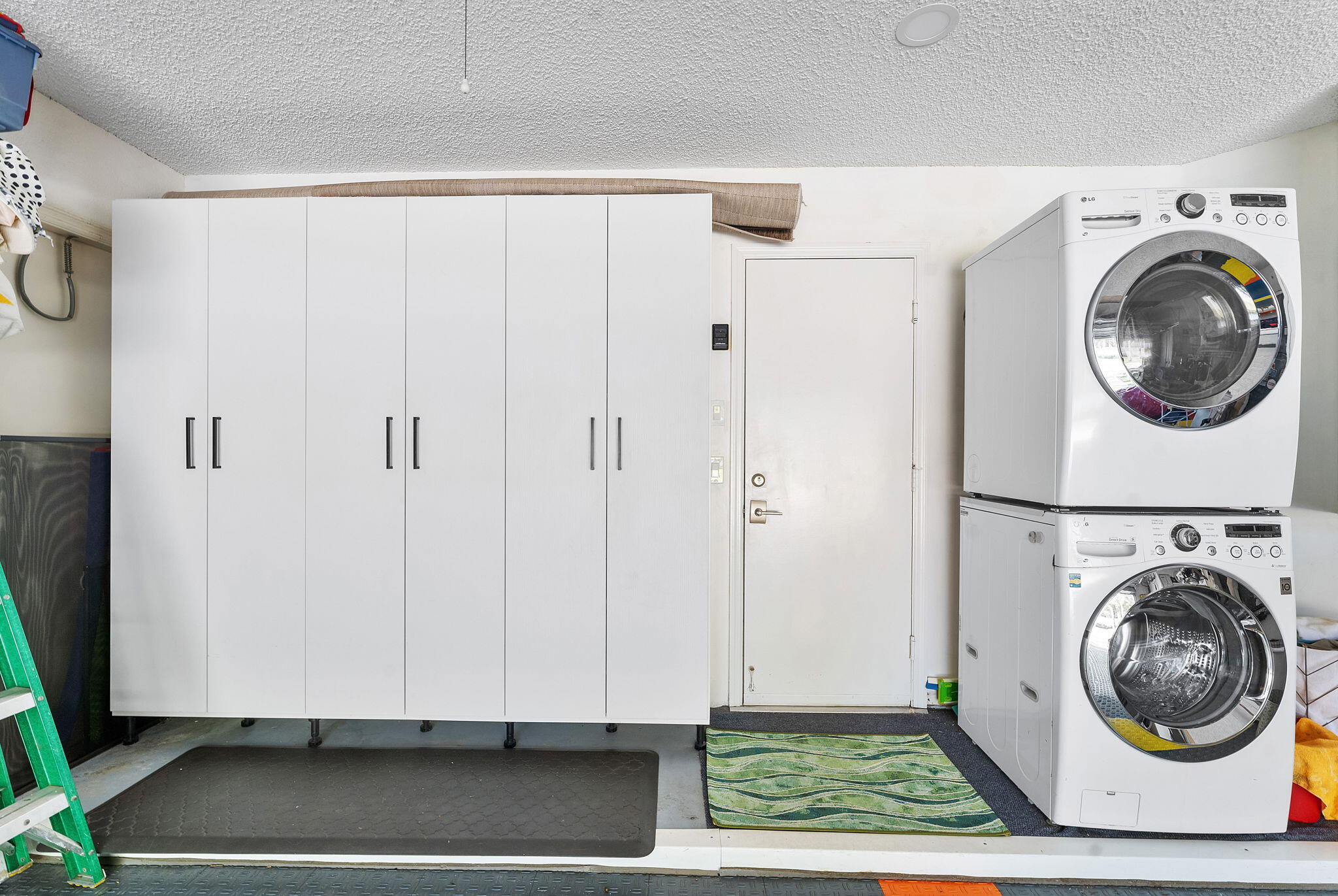 SHERWOOD FOREST - Residential