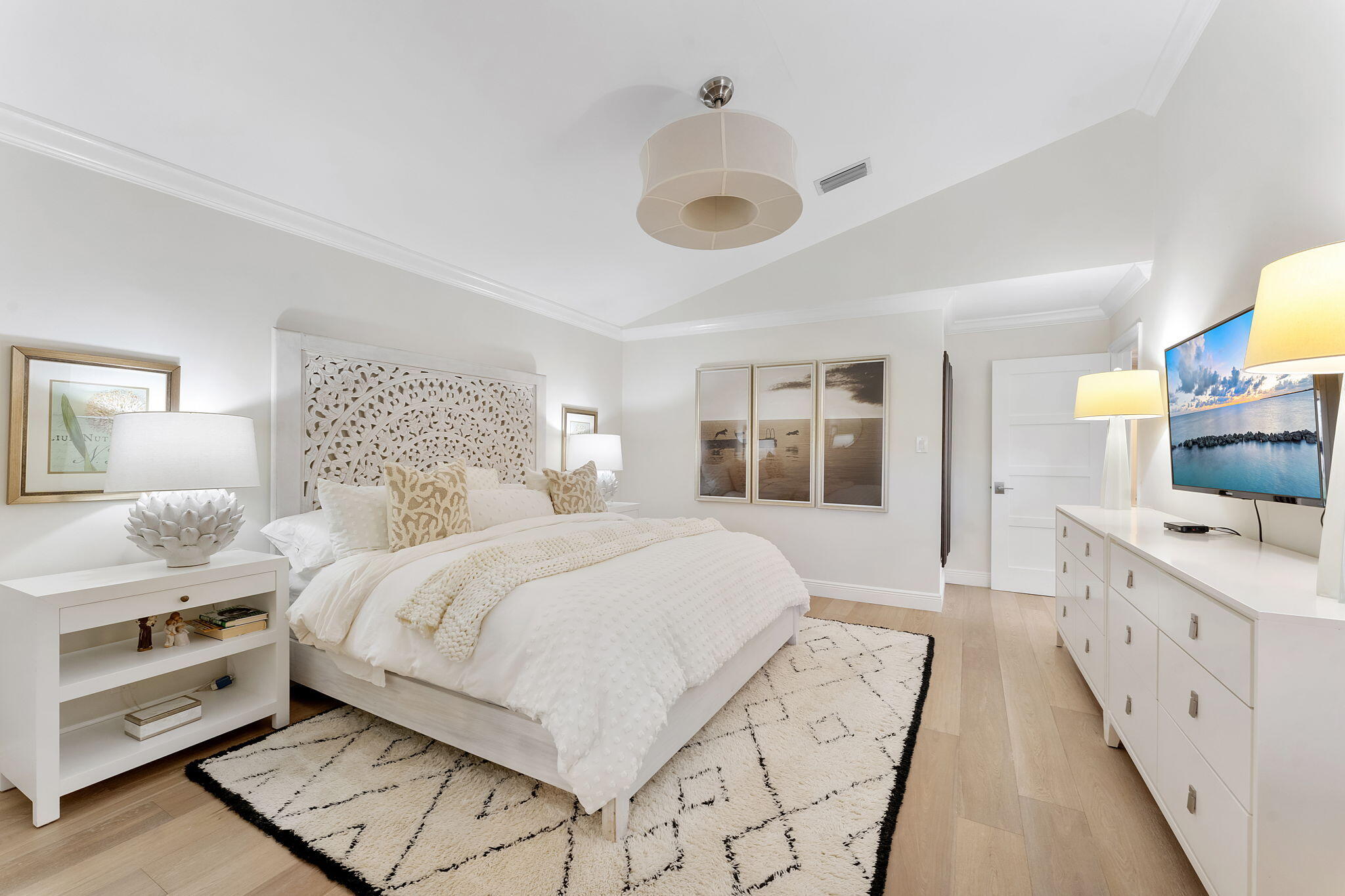 SHERWOOD FOREST - Residential