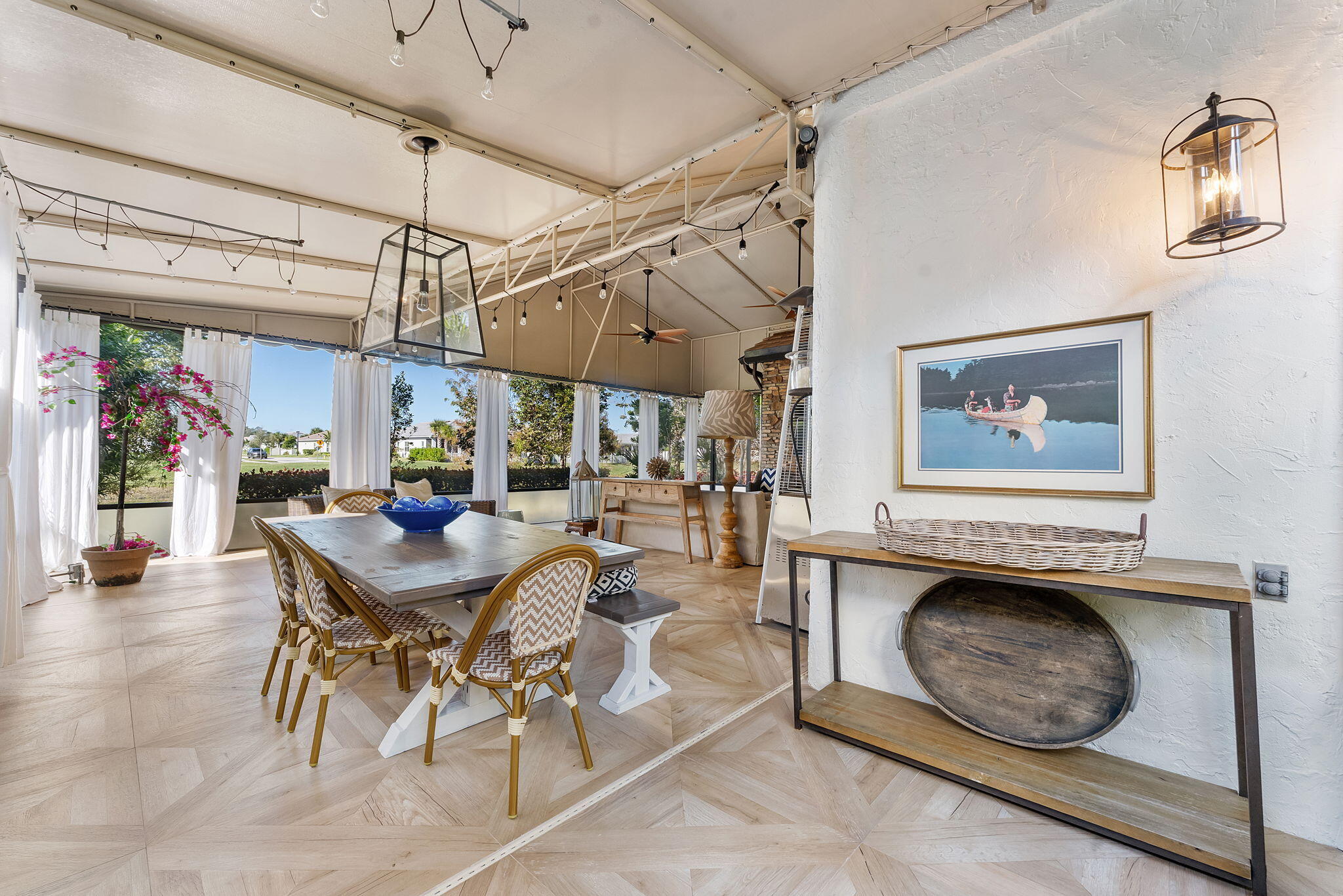 SHERWOOD FOREST - Residential