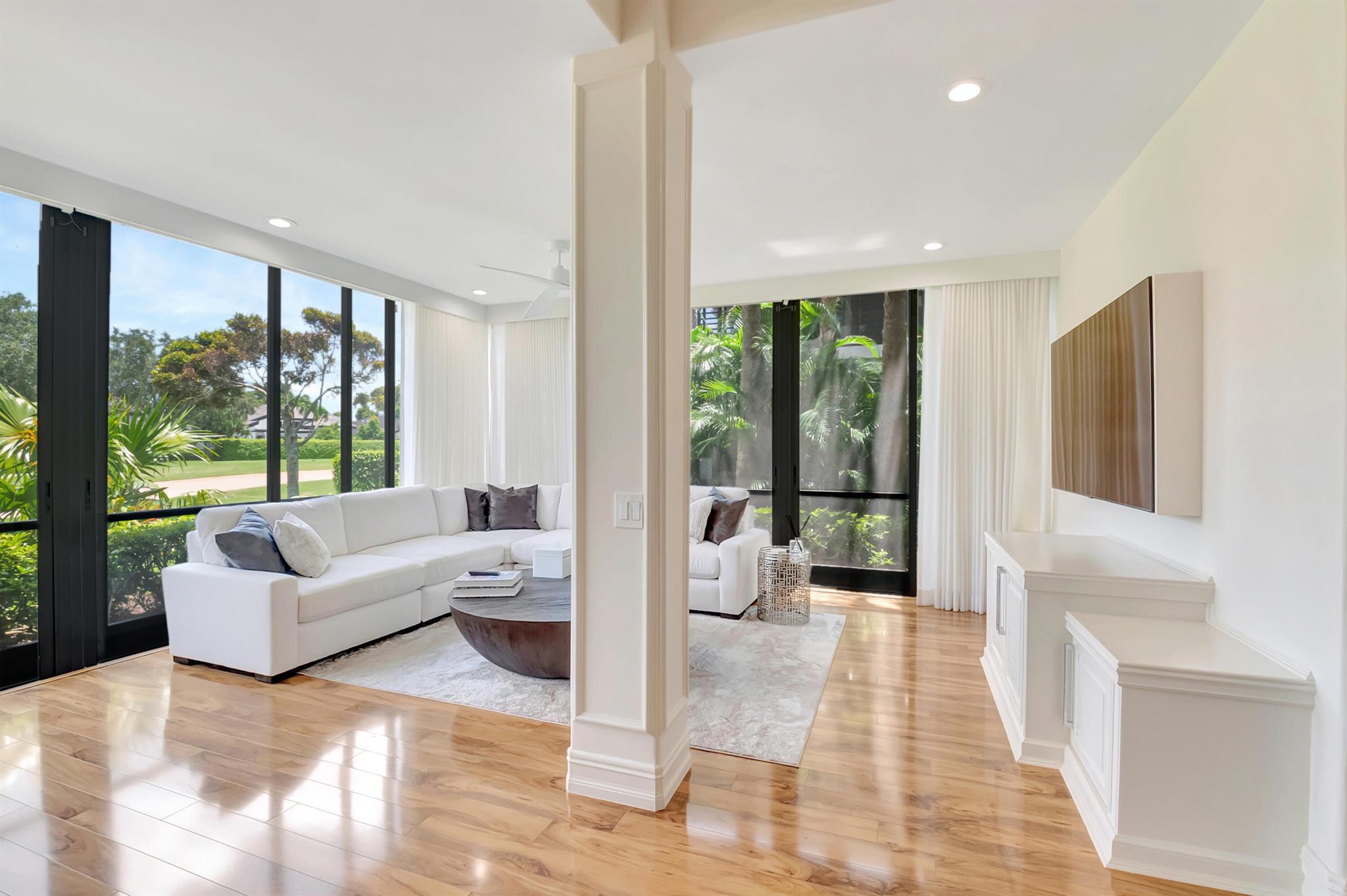 ASHBOURNE/POLO CLUB - Residential Lease