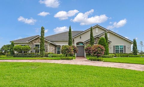 Photo of 10032 Calabrese Trail, Jupiter, FL 33478 (MLS # R11097306)