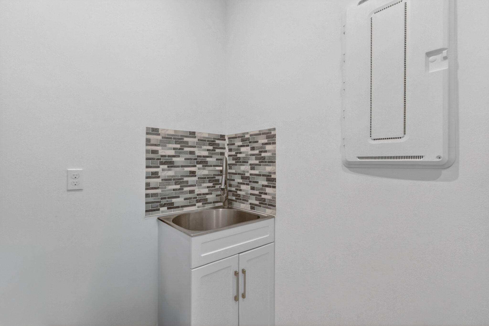 EMERY II - Residential