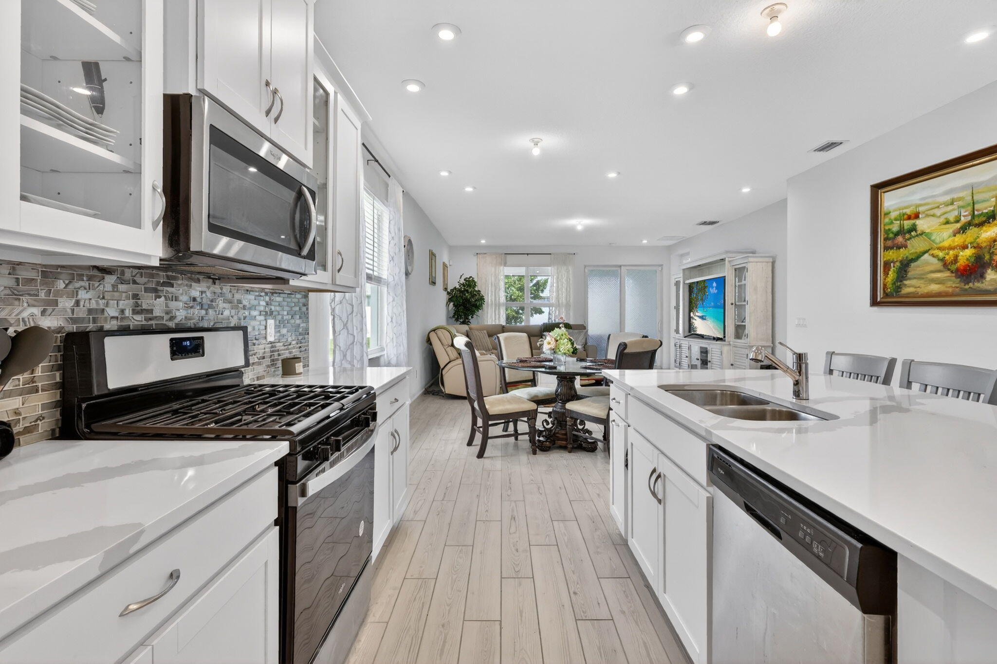 EMERY II - Residential