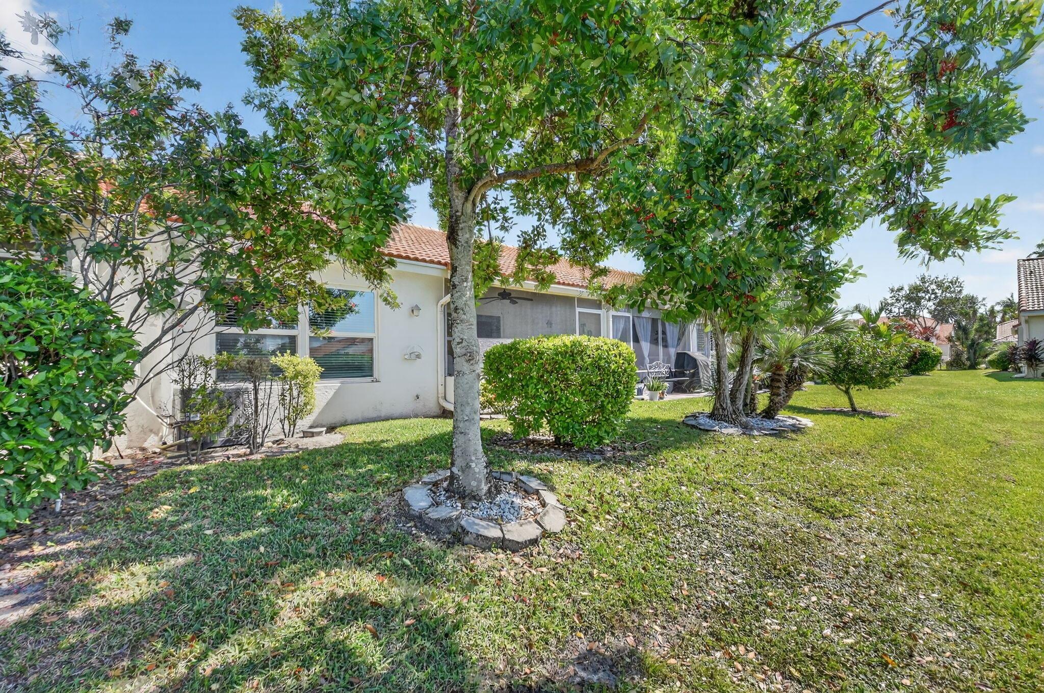 FLORAL LAKES 1 - Residential