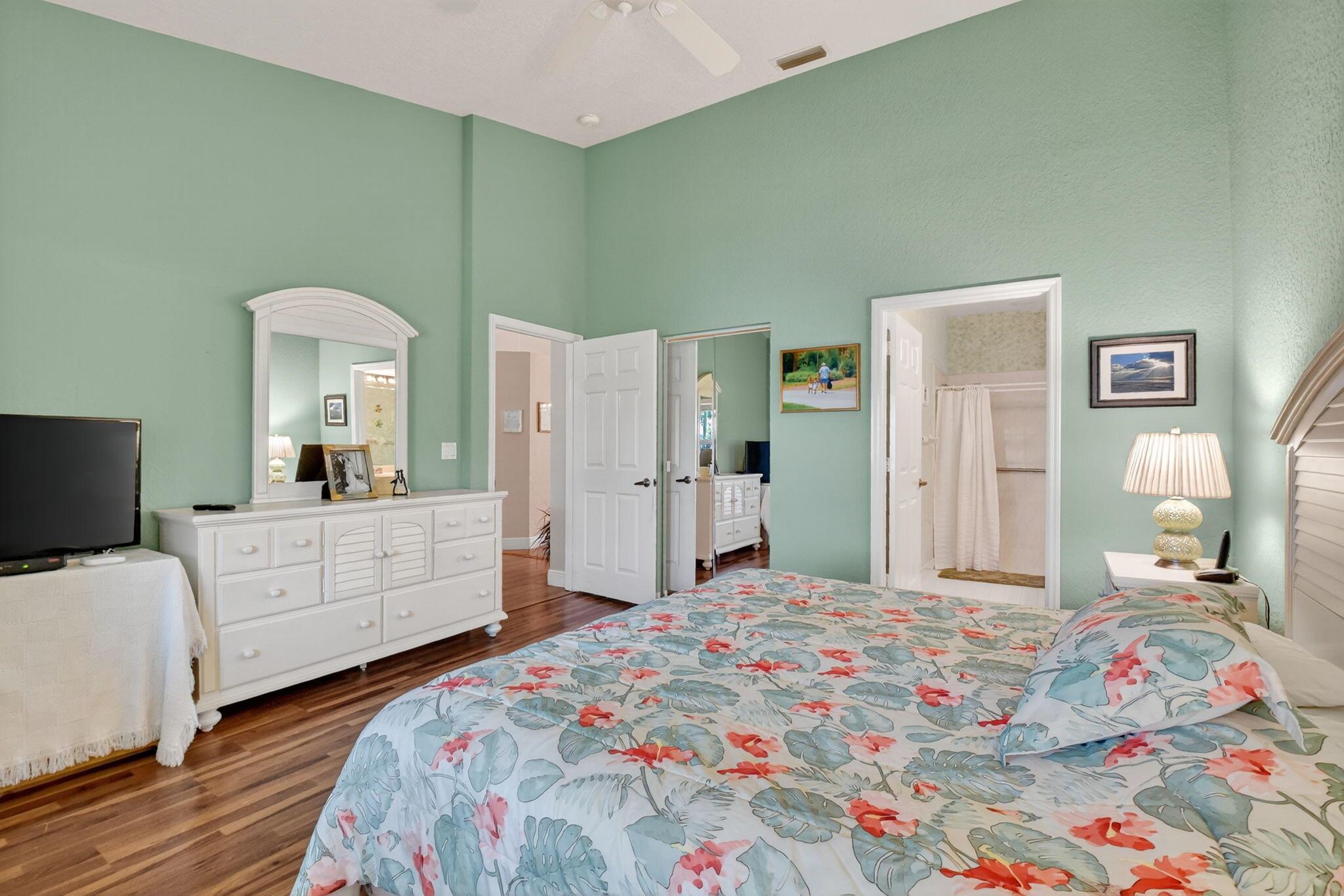 FLORAL LAKES 1 - Residential