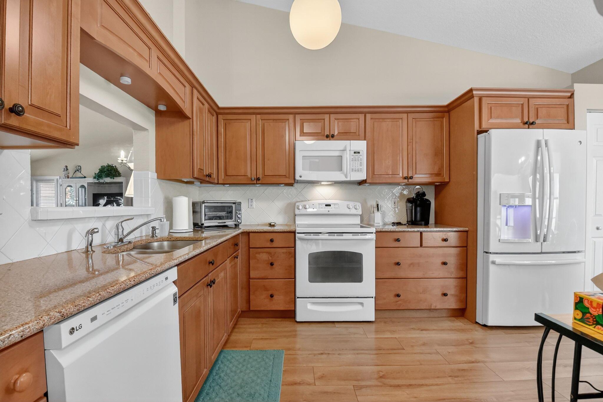 FLORAL LAKES 1 - Residential