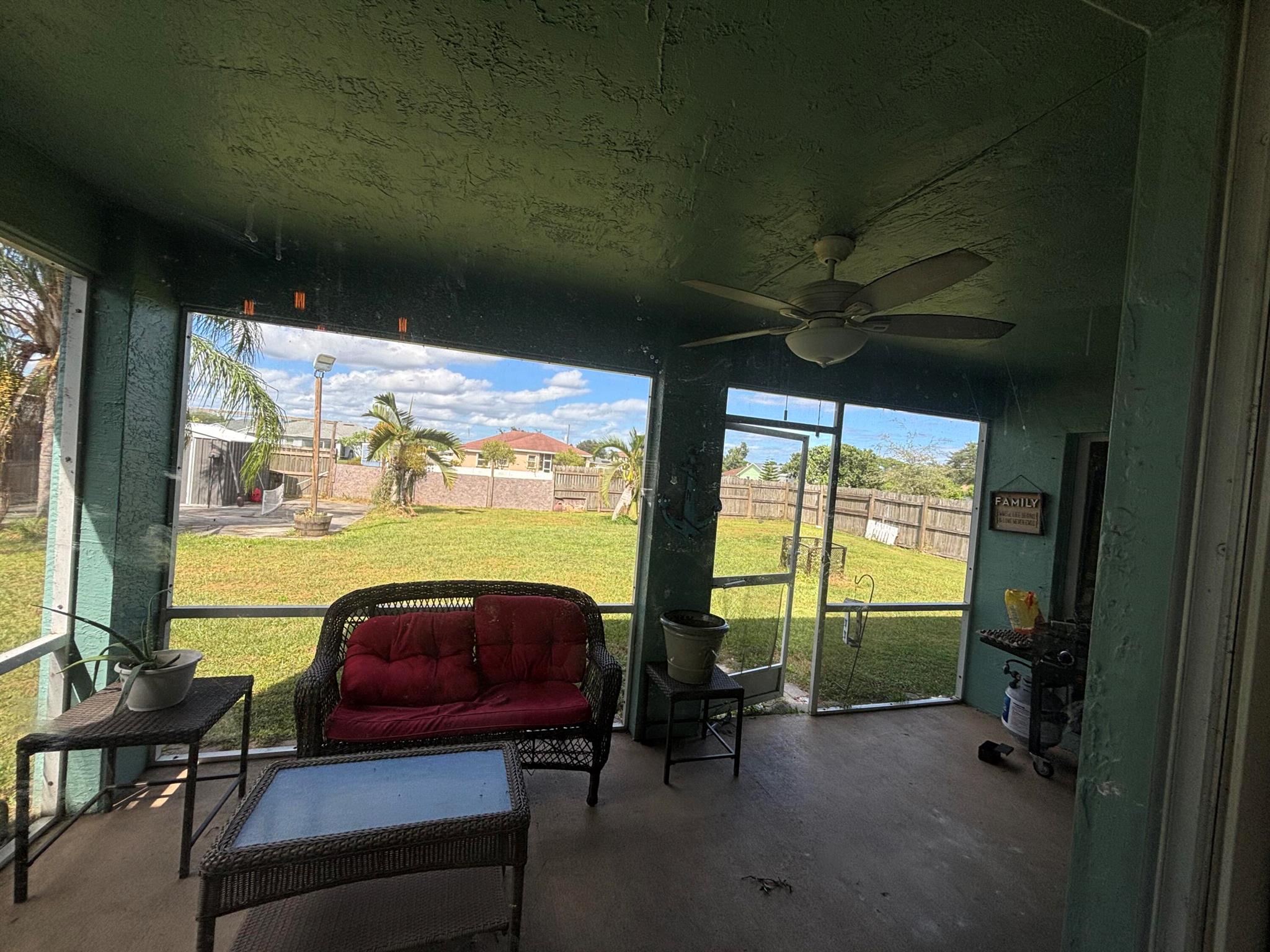 PORT ST LUCIE SECTION 9 - Residential