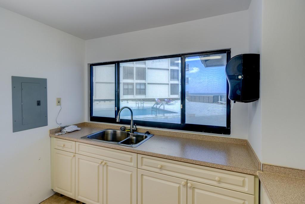 DUNE DECK OF THE PALM BEA - Residential Lease