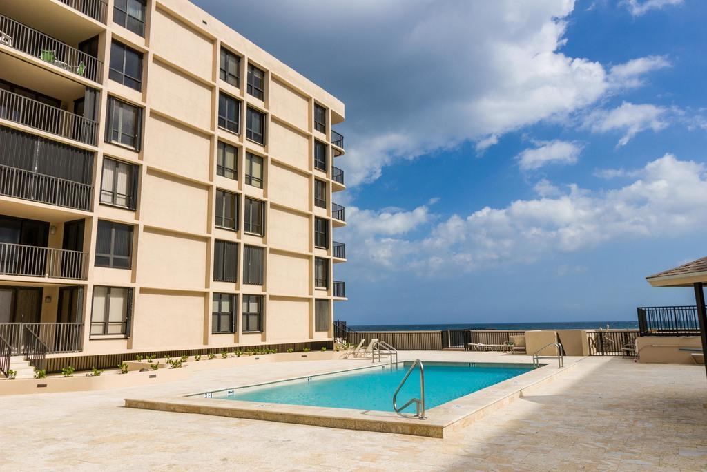 DUNE DECK OF THE PALM BEA - Residential Lease