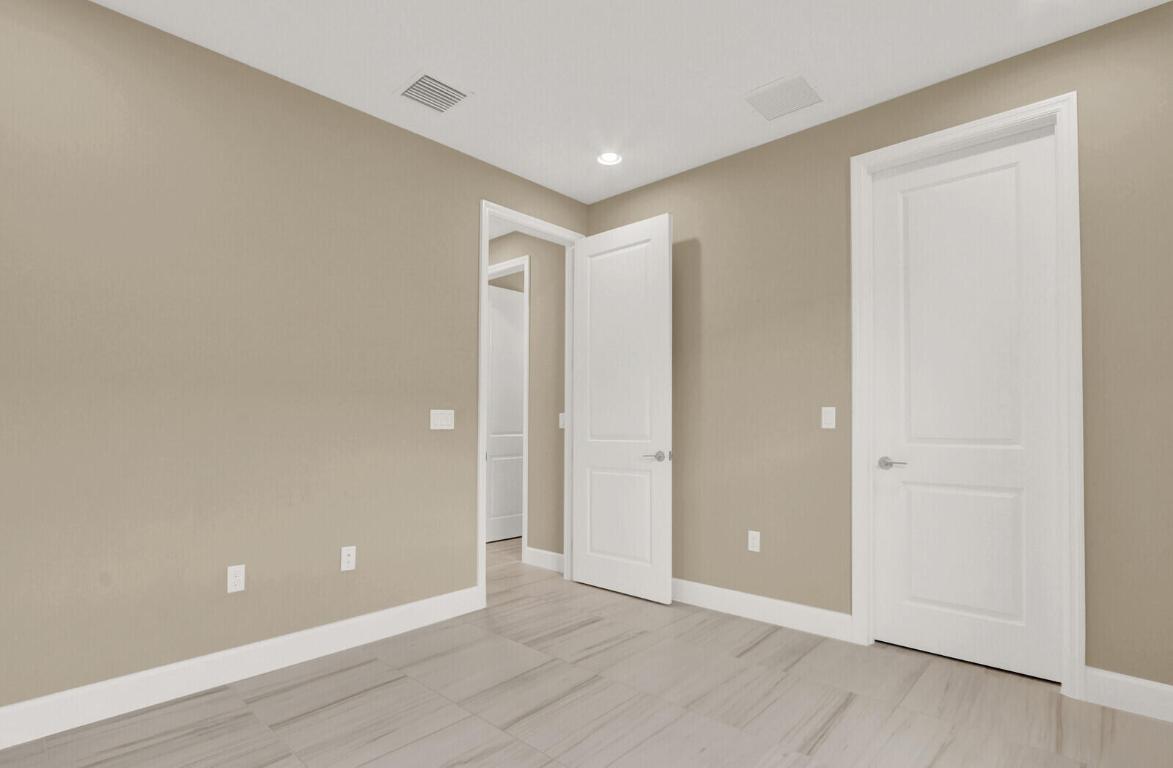 RIVERLAND PARCEL C-PLAT TEN REPLAT - Residential