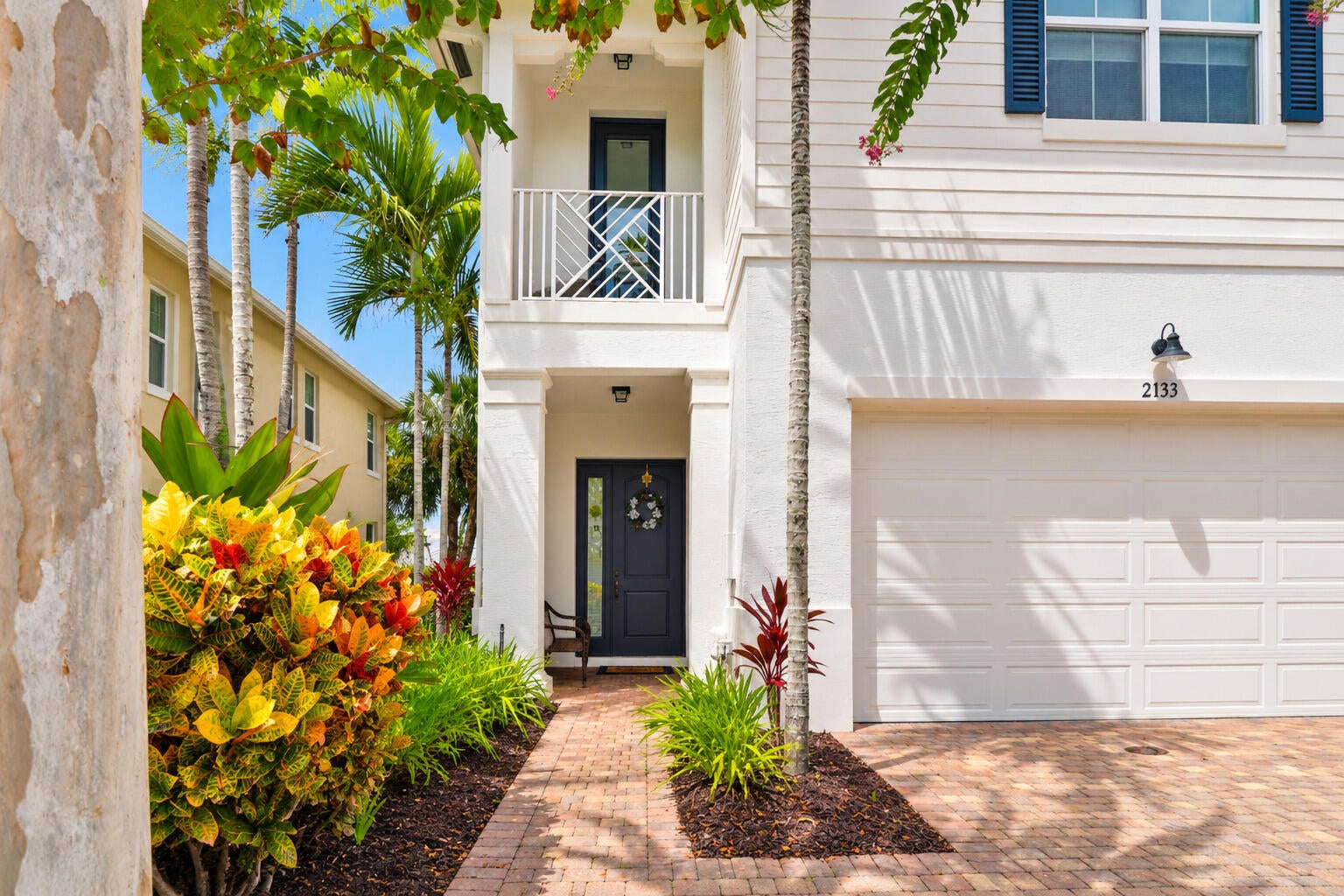 2133 WELLS Place
