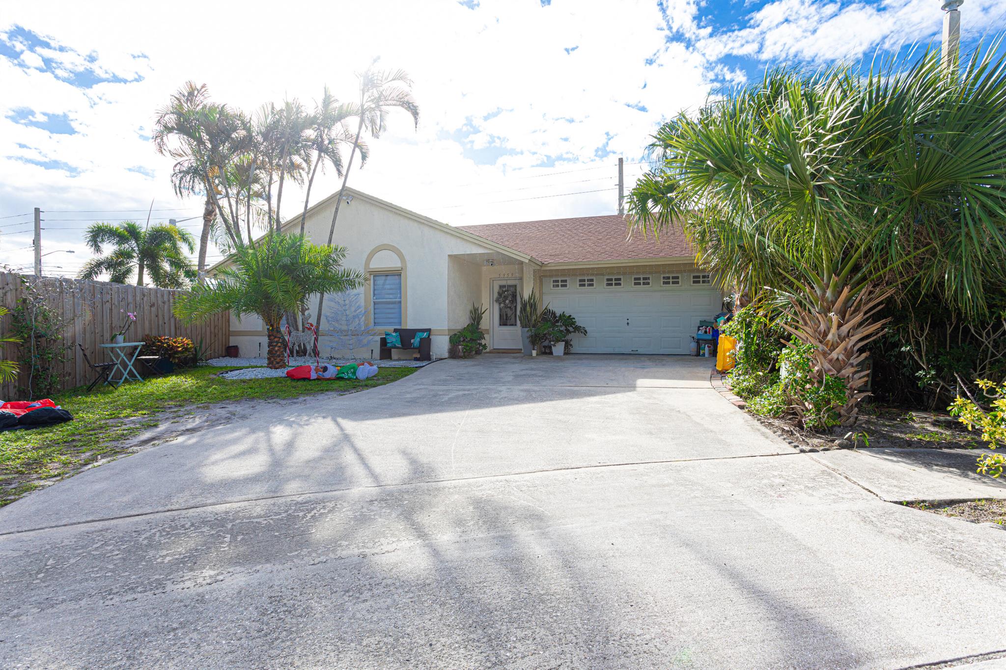 LEE ESTATES 1 - Residential Lease