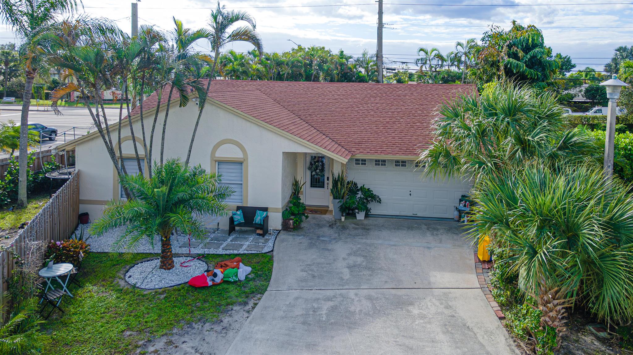 LEE ESTATES 1 - Residential Lease