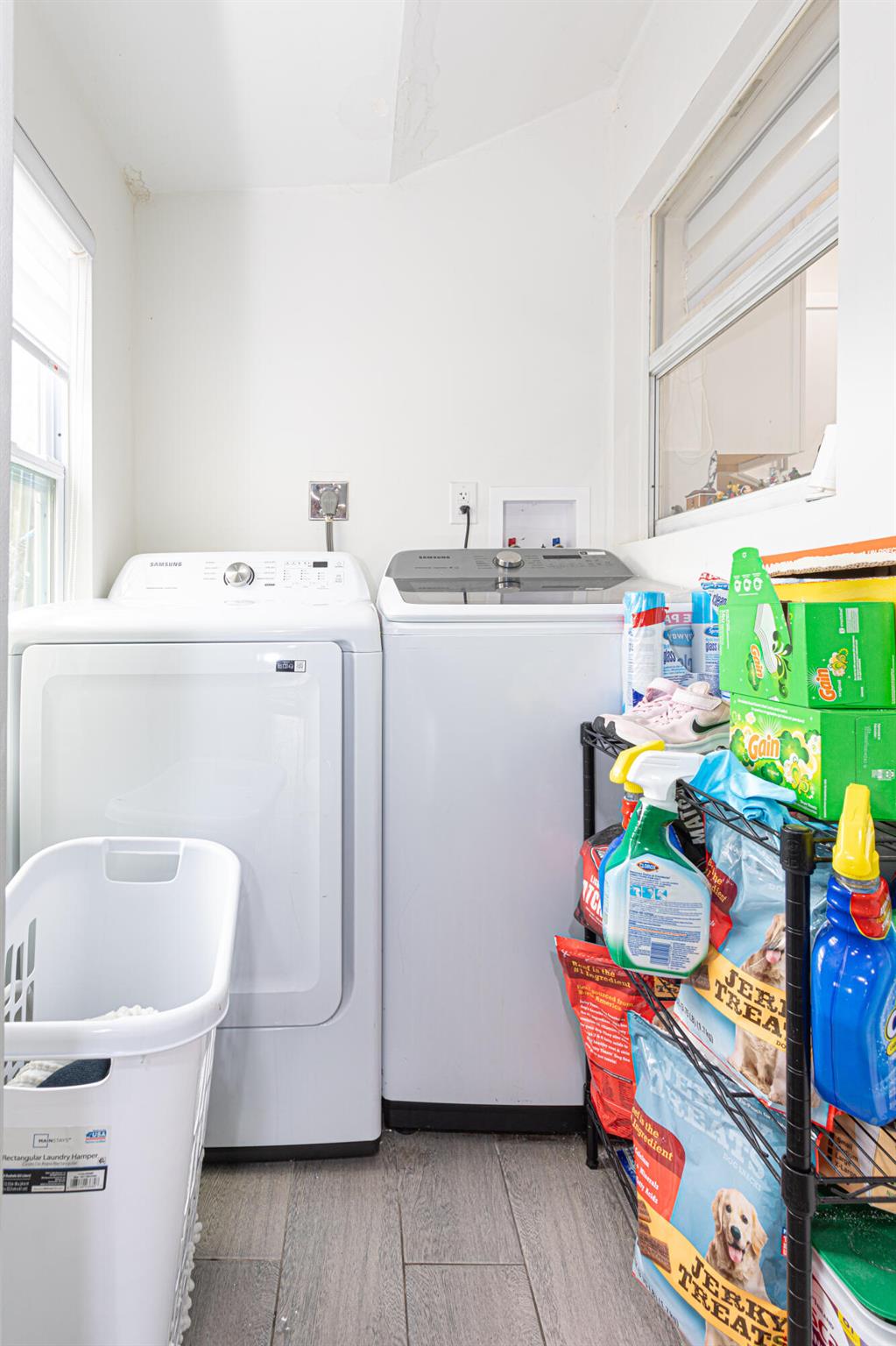 LEE ESTATES 1 - Residential Lease