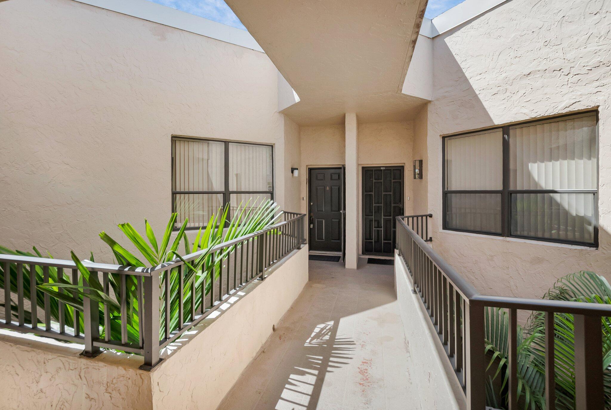 7472 La Paz Boulevard 306
