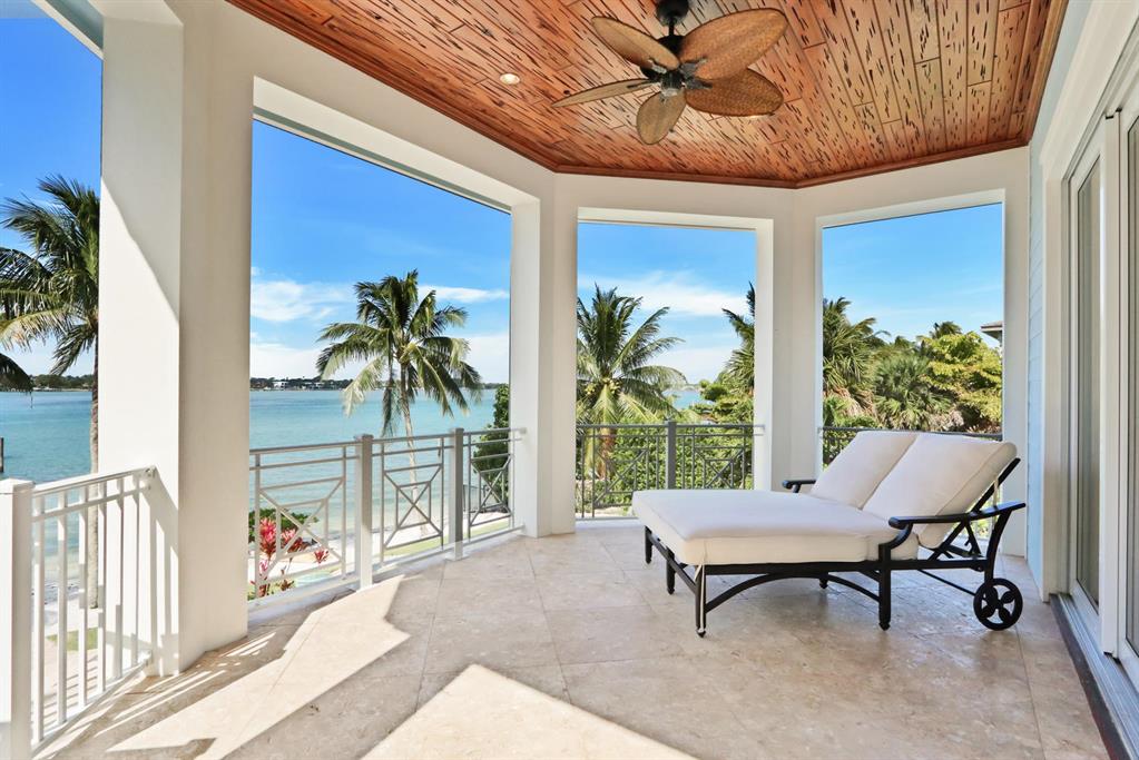 RIVERSIDE ON THE LOXAHATCHEE - Residential