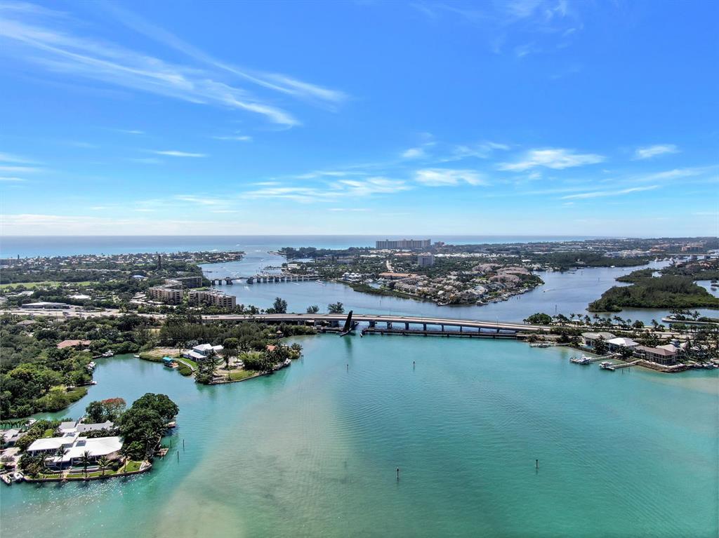 RIVERSIDE ON THE LOXAHATCHEE - Residential