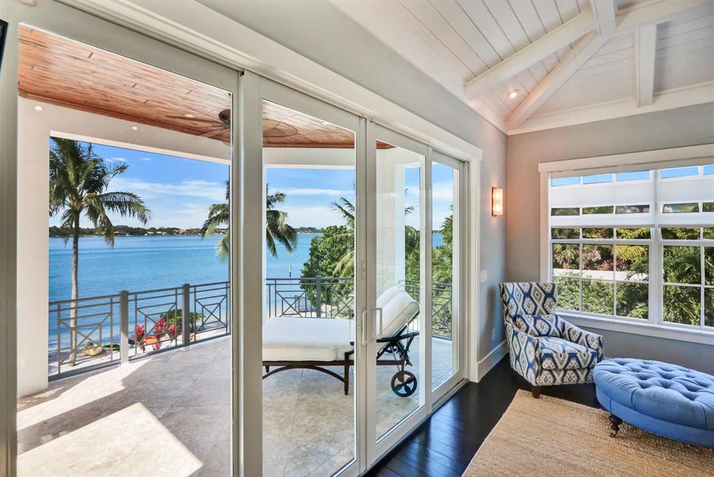 RIVERSIDE ON THE LOXAHATCHEE - Residential