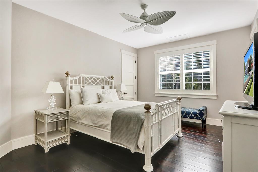 RIVERSIDE ON THE LOXAHATCHEE - Residential