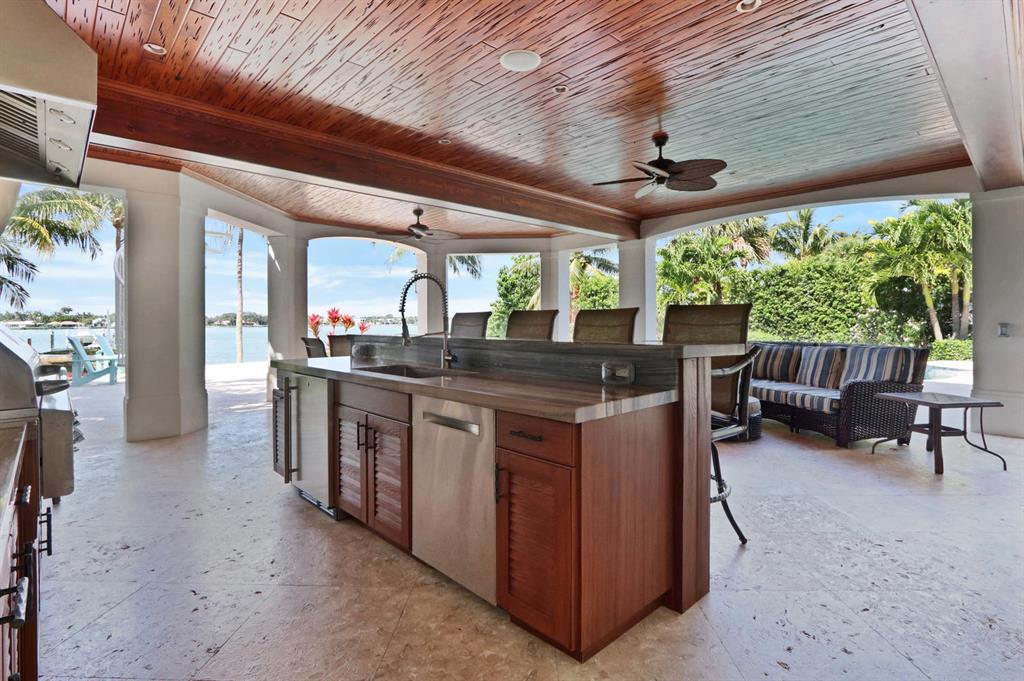 RIVERSIDE ON THE LOXAHATCHEE - Residential