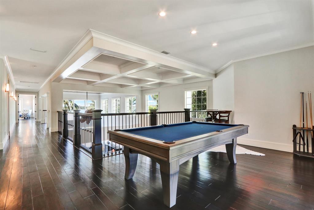 RIVERSIDE ON THE LOXAHATCHEE - Residential