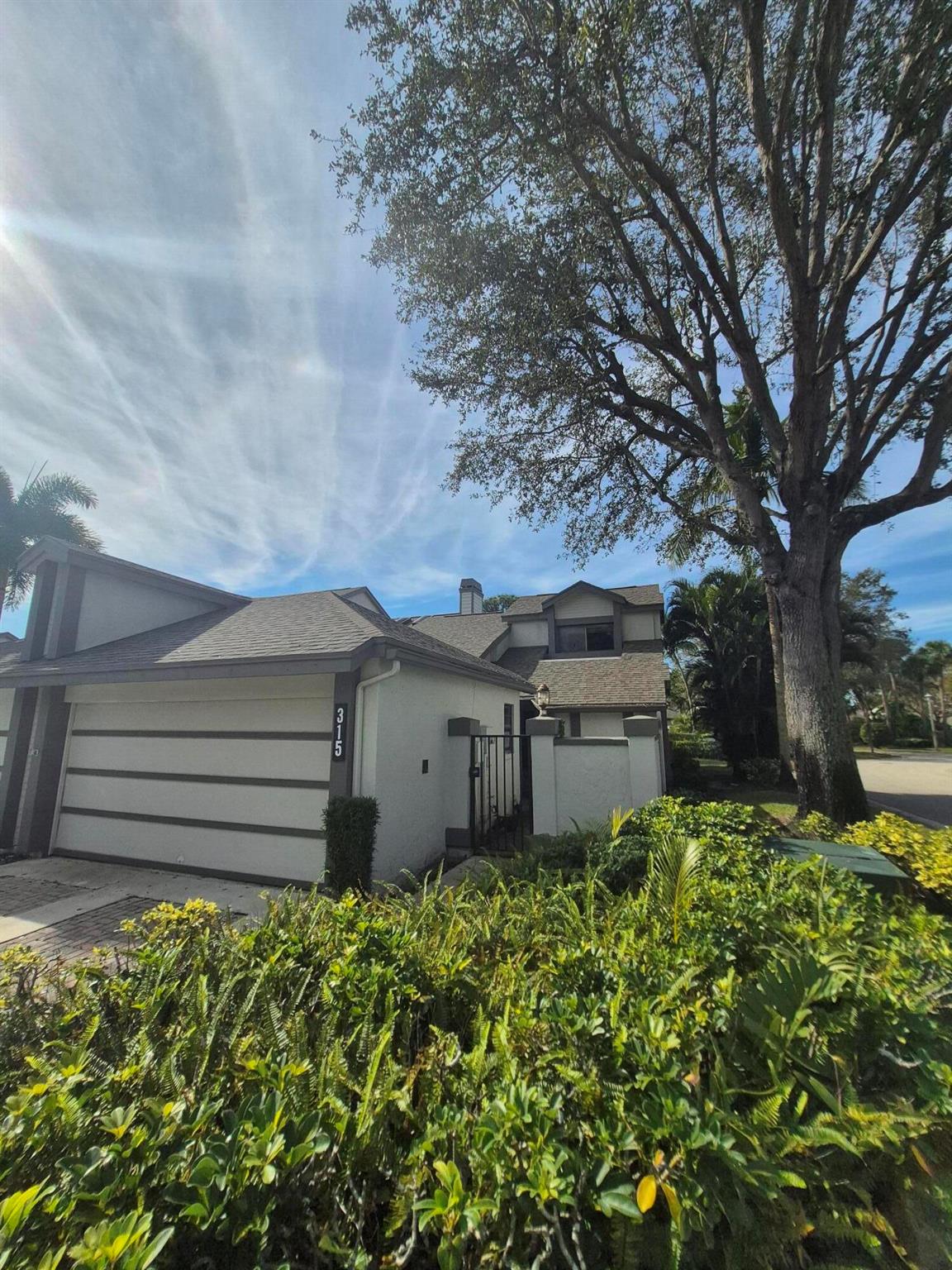 315 Landings Boulevard