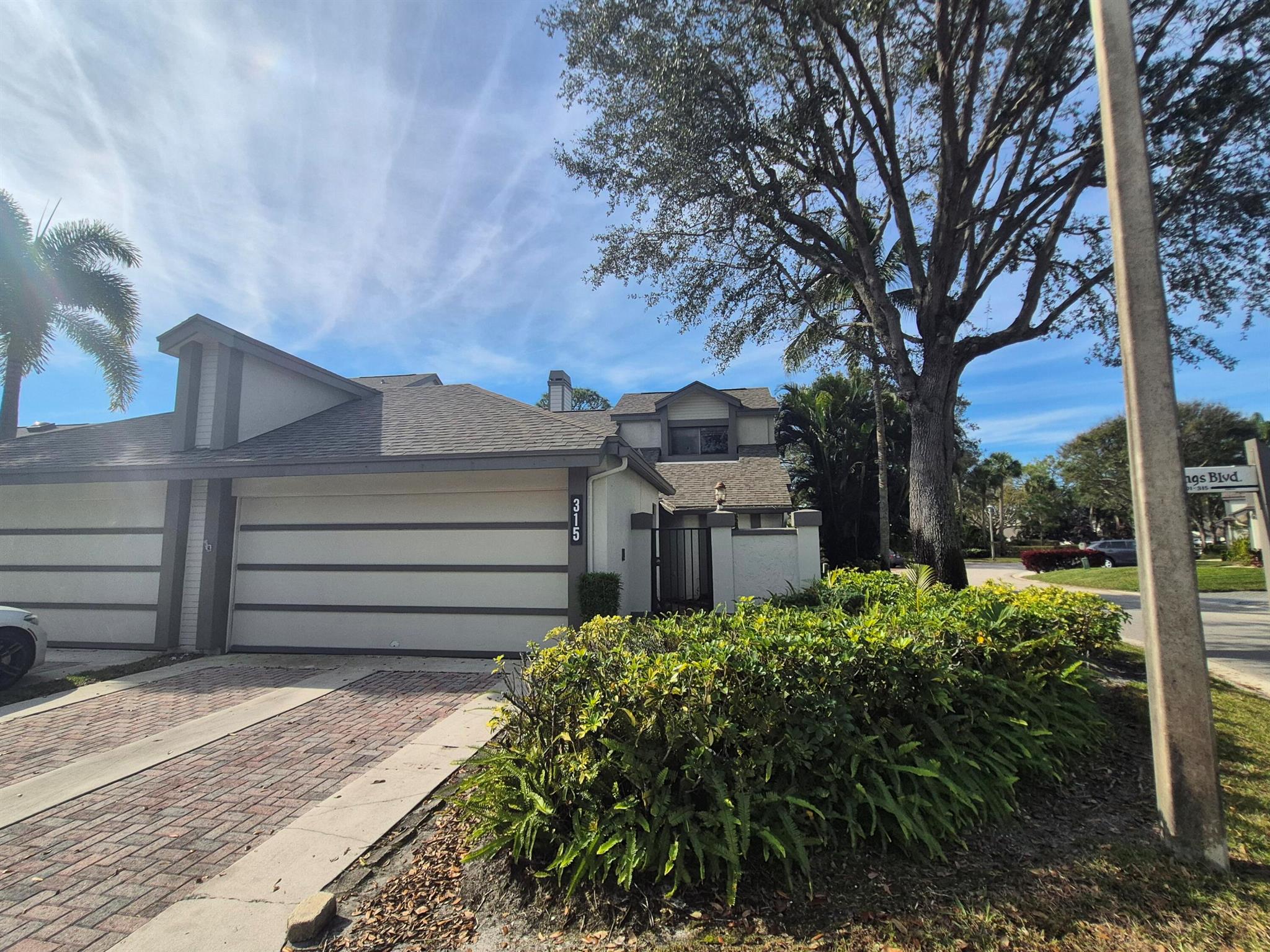 315 Landings Boulevard