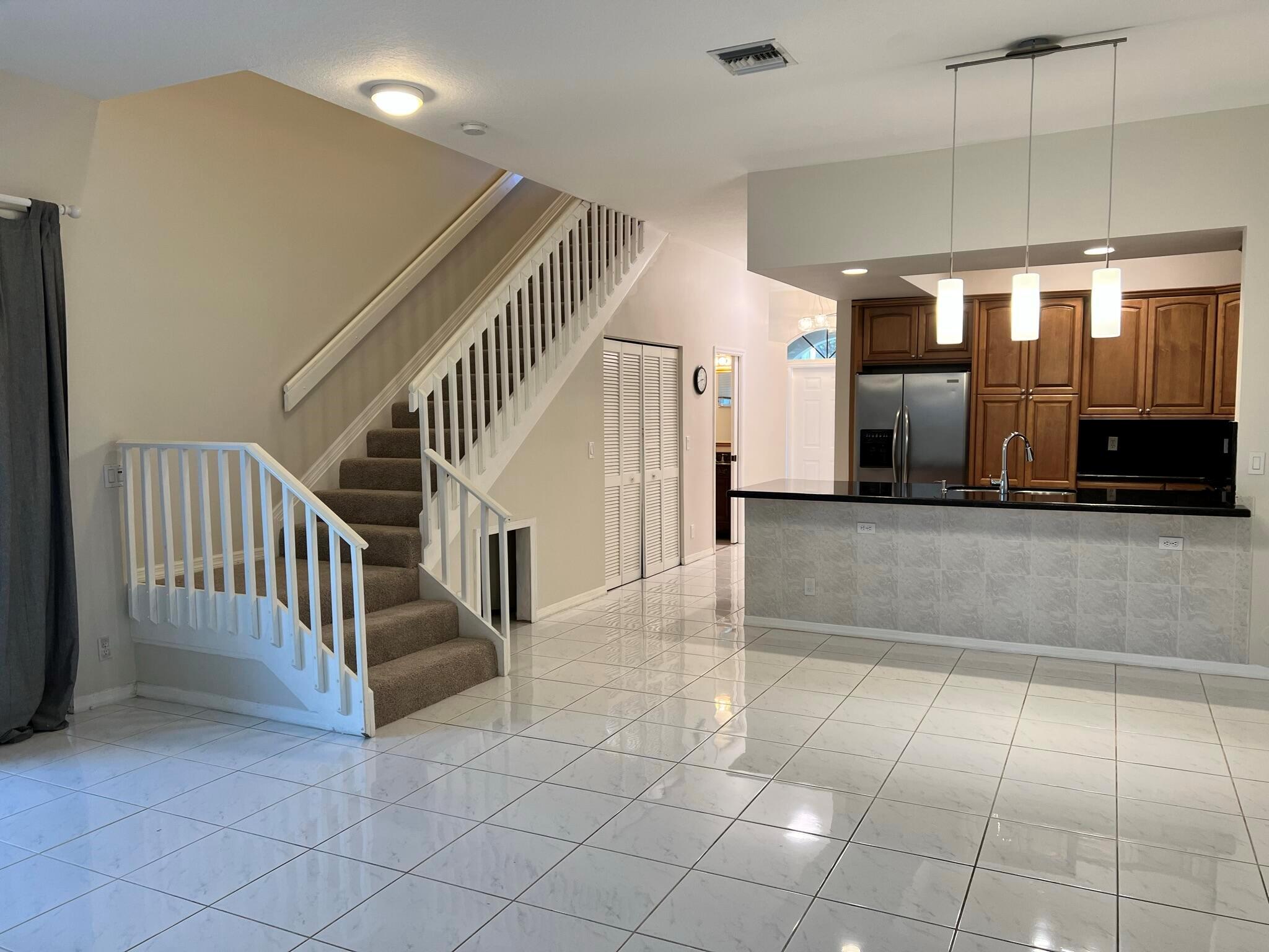 847 NE 17th Way