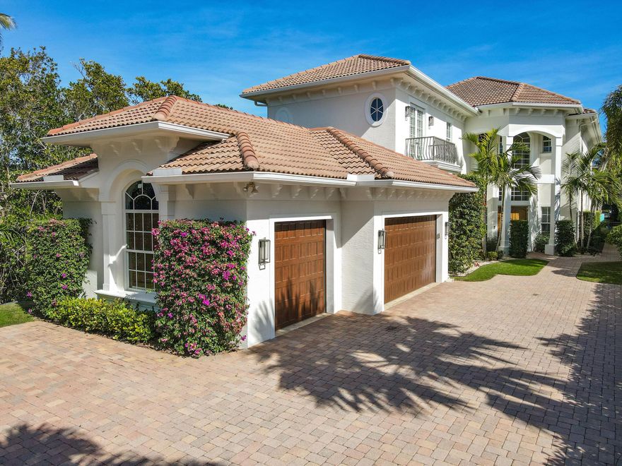 DIRECT INTRACOASTAL–BEST LOCATION IN JUPITER- this one of a kind 6 bedroom home is a recently renovated intracoastal home featuring a unique combination of location, privacy and dockage. Located in a small, gated community in the heart of Jupiter this home offers walkability to restaurants, shopping, theaters, and only a mile from the beach! The backyard's eastern exposure & proximity to the beach enable you to enjoy afternoon coastal breezes in a private backyard oasis with a pool, hot tub, summer kitchen, synthetic turf & a tiki hut where you can enjoy the game while watching an endless parade of boats gently idling by. The ''no wake'' location sits on Jupiter's prime paddleboarding & kayaking waters which also allows you to dock your yacht or 2 smaller boats.