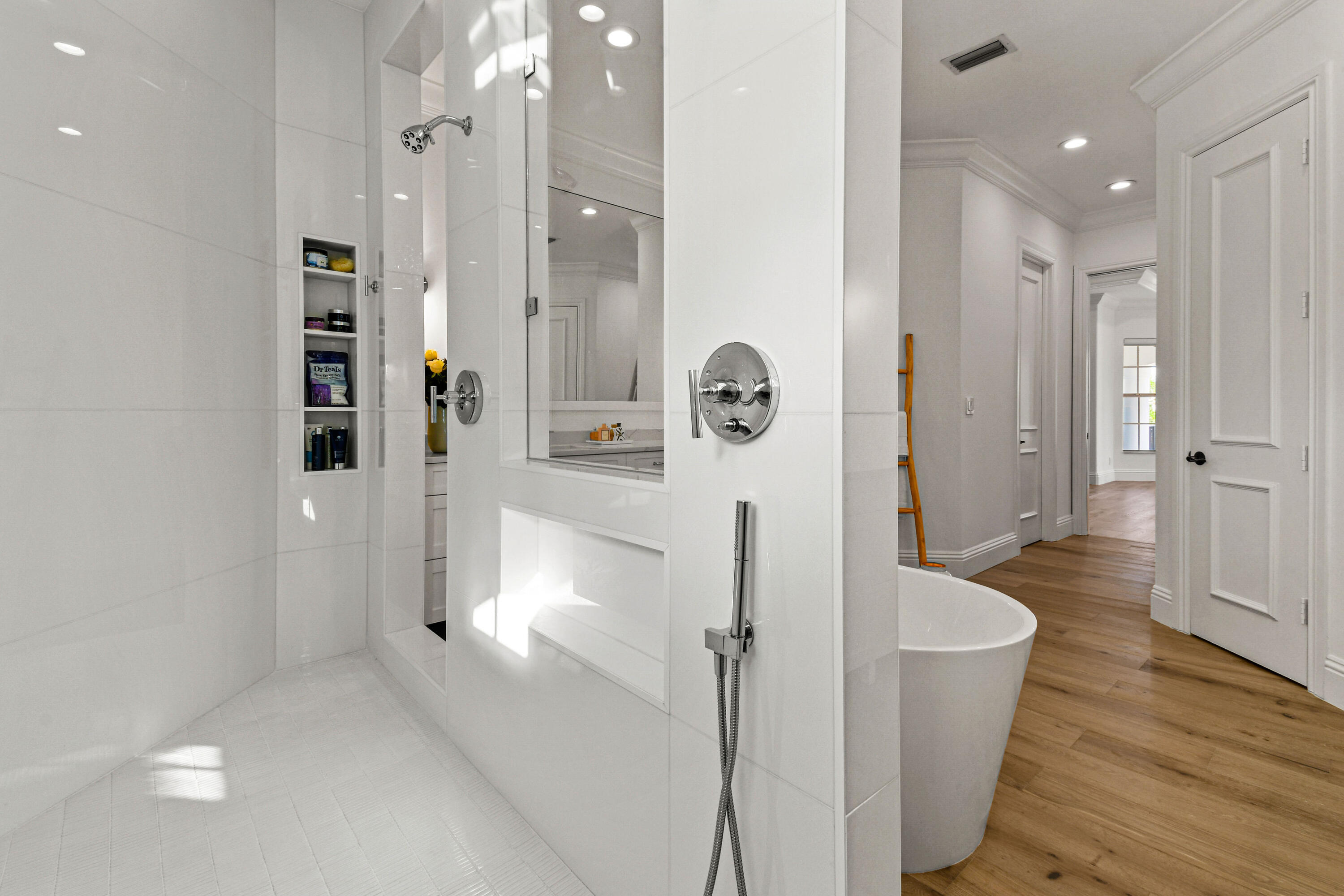 WATERS EDGE ESTATES - Residential