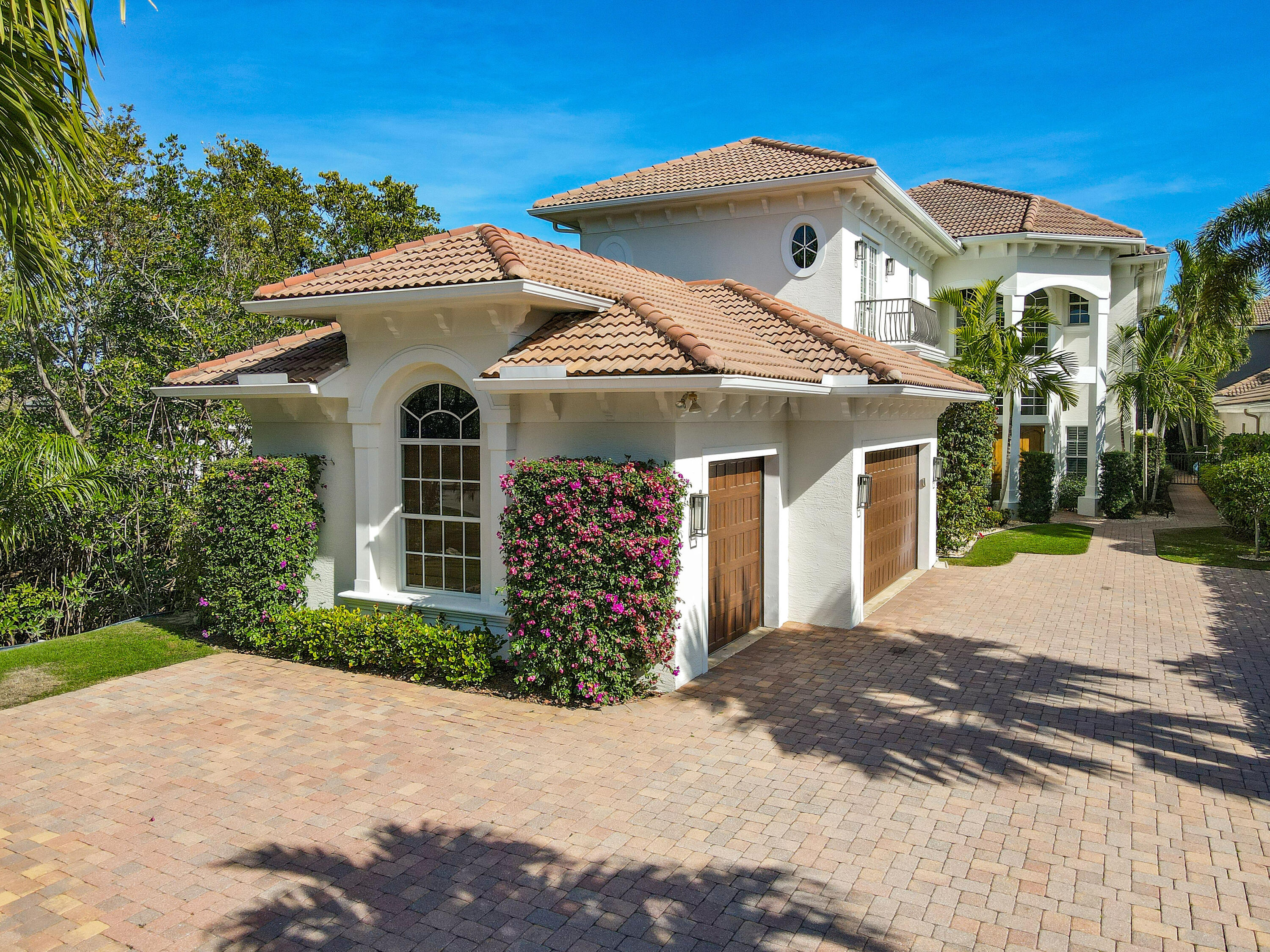 WATERS EDGE ESTATES - Residential