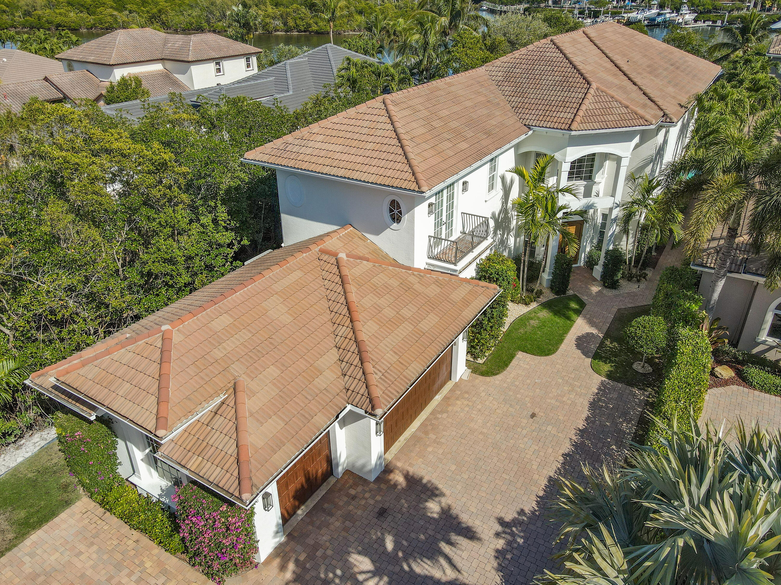 WATERS EDGE ESTATES - Residential