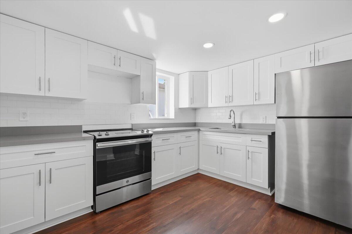 A J BENDLES - Residential Lease