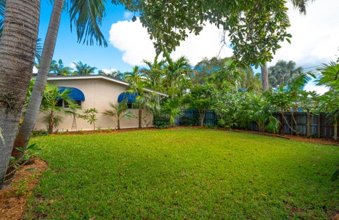 Tiny photo for 3697 NE 16TH Avenue, Oakland Park, FL 33334 (MLS # B26082202)