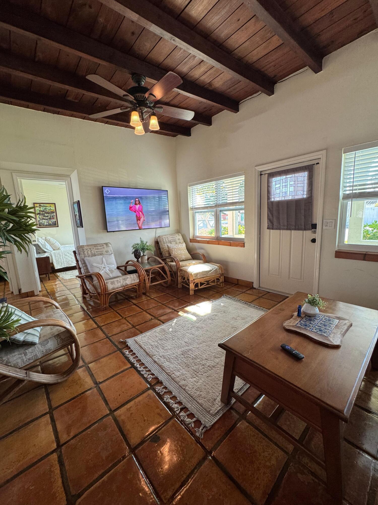 LAKEVIEW PARK 2ND ADD - Residential Lease