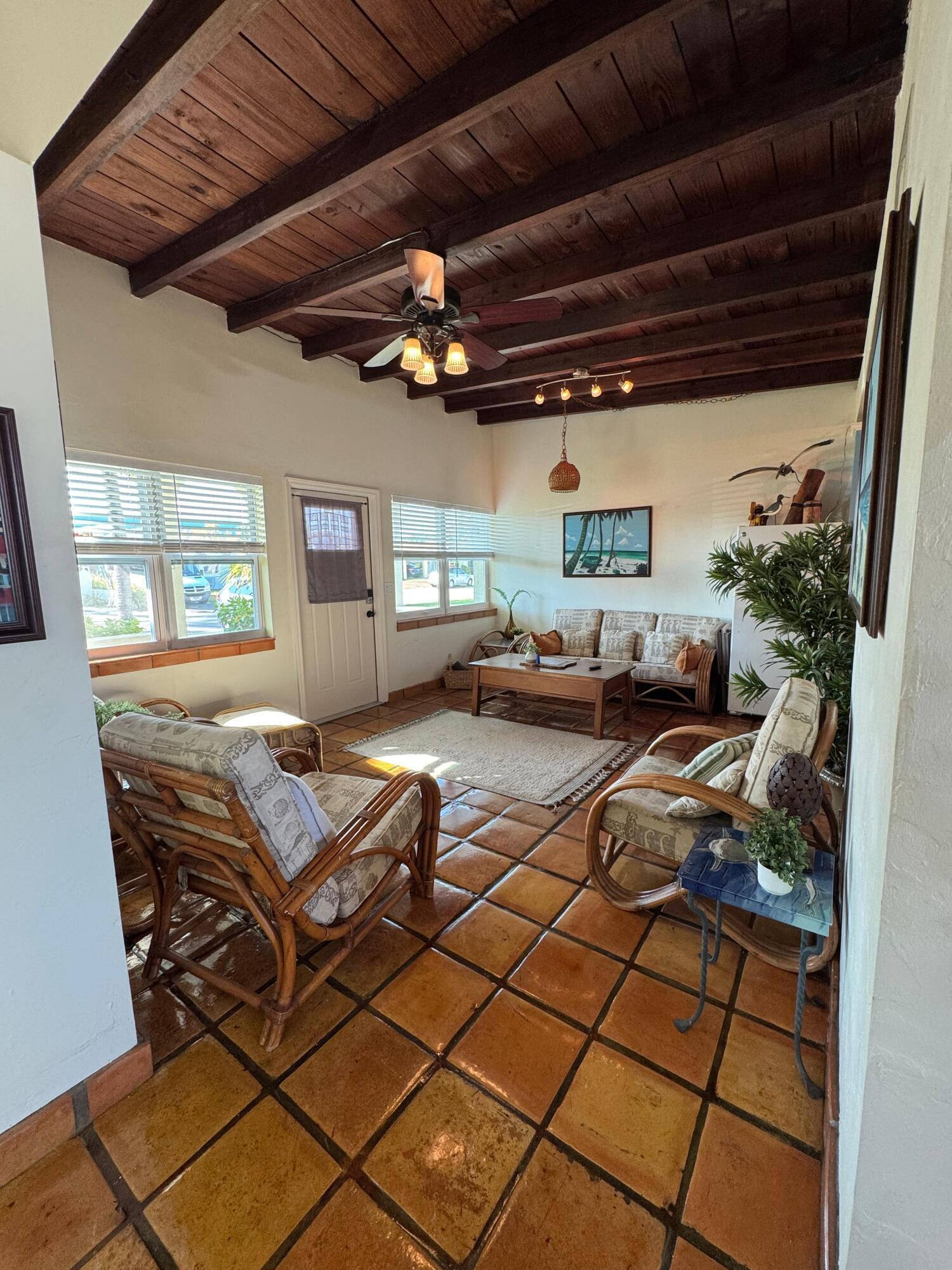 LAKEVIEW PARK 2ND ADD - Residential Lease