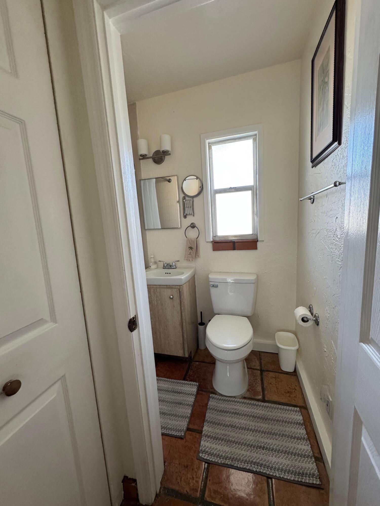 LAKEVIEW PARK 2ND ADD - Residential Lease